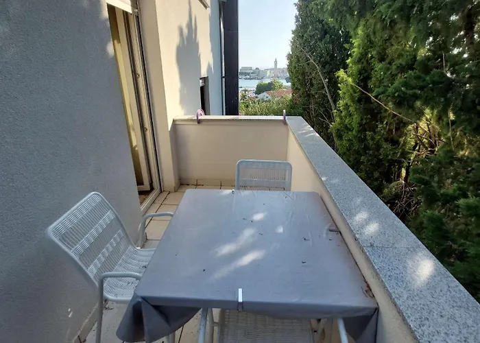 And With Parking Space Banjol, Rab - 23468 Pensjonat 3*
